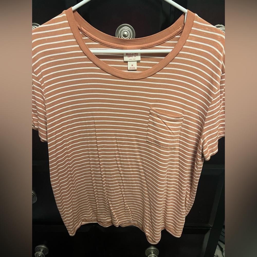 Short sleeve Mossimo shirt